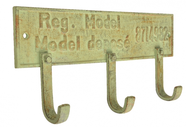 Vešiak trojháčik na stenu zelená patina 27,3cm