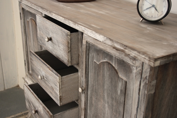 Vintage drevená komoda s patinou 93×37×79cm