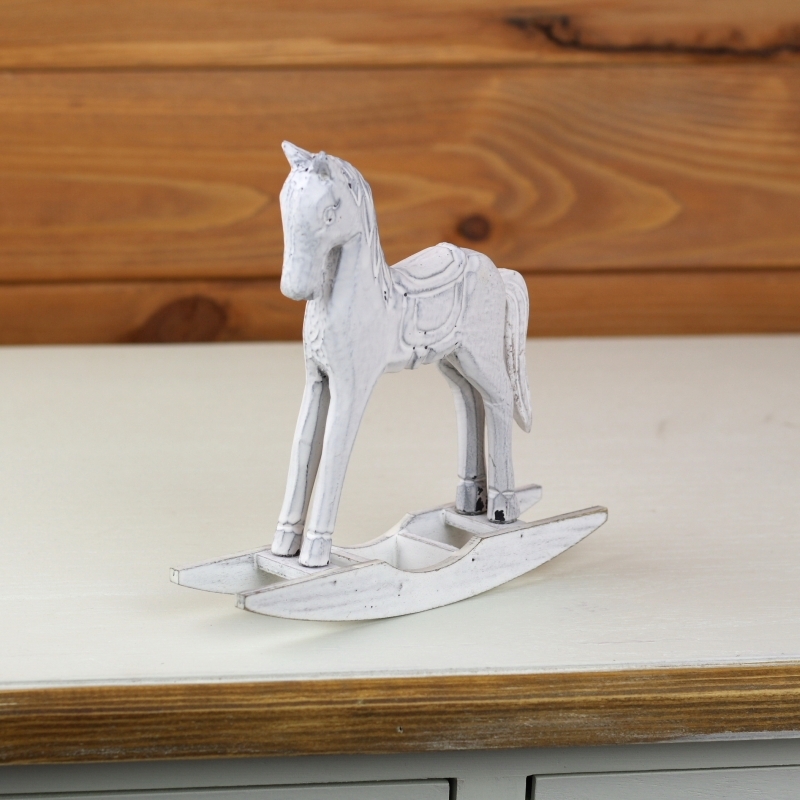 Vintage hojdací koník biely