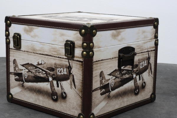 Vintage kufor lietadlo 37x37x31cm