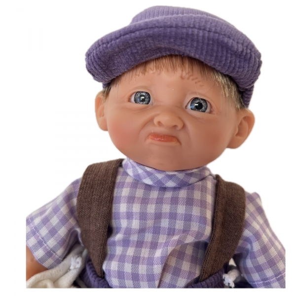 Vinylová bábika 18cm Nezbedník