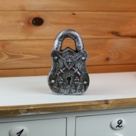 Visiaci zámok retro - pokladnička 16x10 cm