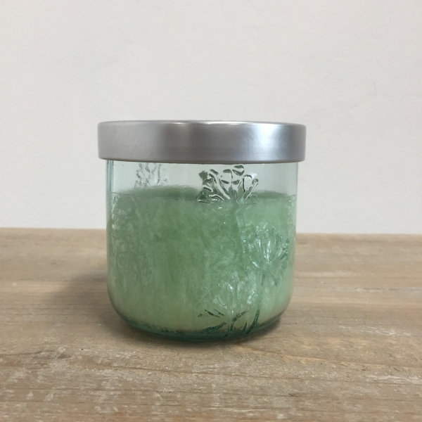 Vonná sviečka v pohári s púpavou - kvety stromov