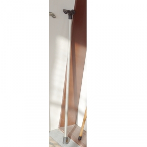 Vycházková hole s ergonomickou rukojetí - funkční 95cm