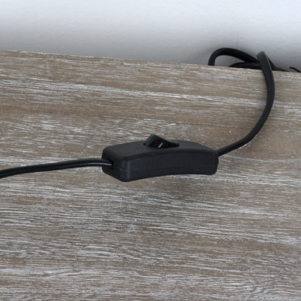 Vysoká lampa s kovovým podstavcom 75cm