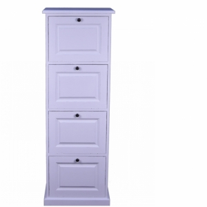 Vysoký drevený botník s dvierkami 162cm