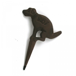 Záhradné dekorácie do trávnika pes hnedý 35x25cm