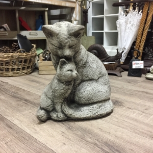 Zahradní dekorace kočka s kotětem beton 26cm