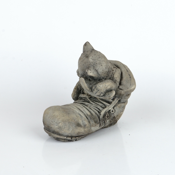 Záhradná dekorácia mačiatko v topánke 3 kg