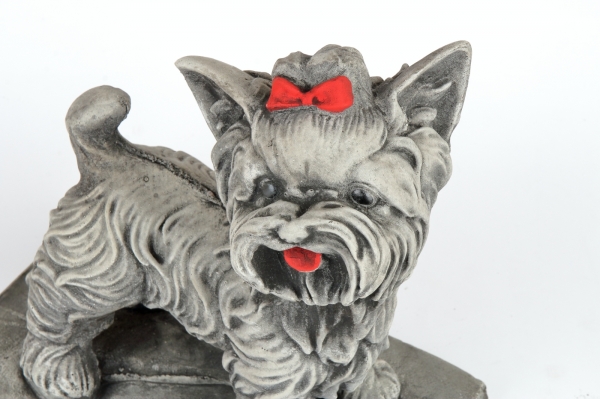 Záhradná dekorácia pes 7kg