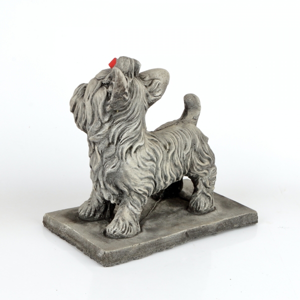 Záhradná dekorácia pes 7kg