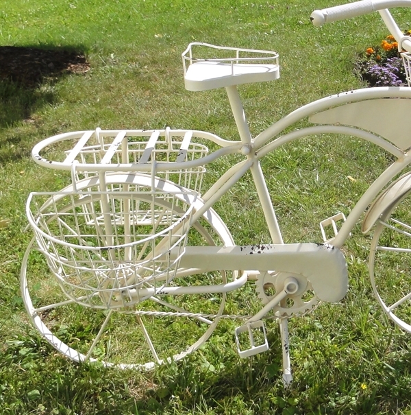 Záhradné dekorácie plechové koleso biele 63x89x41,5cm