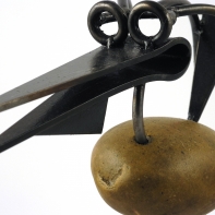 Záhradné dekorácie vtáčik kov a kameň 30cm