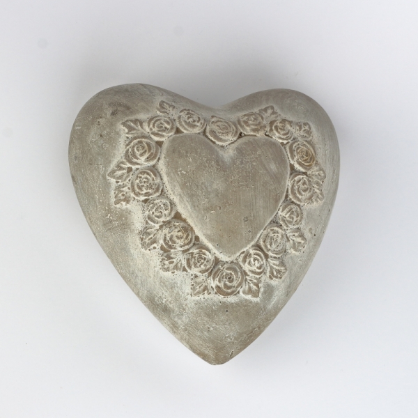 Záhradné dekorácie srdce betón 16cm