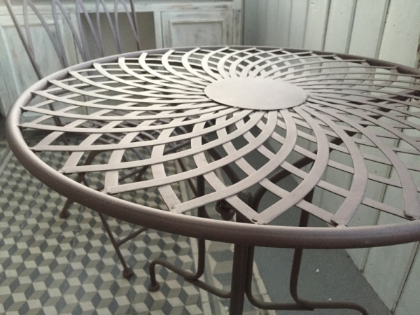 Záhradný kovový set - stôl / 2 stoličky Romantic