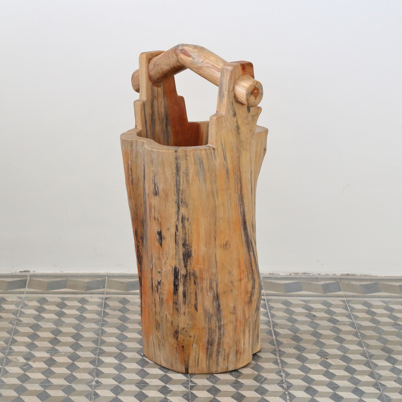 Záhradný kvetináč drevené vedro 70cm