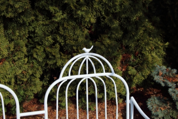 Záhradná lavica biela 107x52x96cm