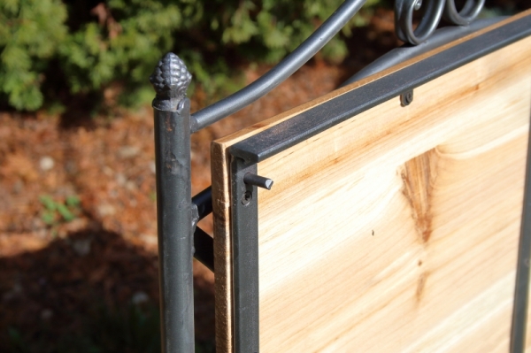 Záhradná lavička šedá