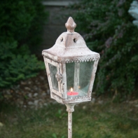 Záhradný lampáš so zápichom do trávnika 124cm