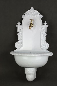 Záhradné nástenné umývadlo krémové 75x44cm