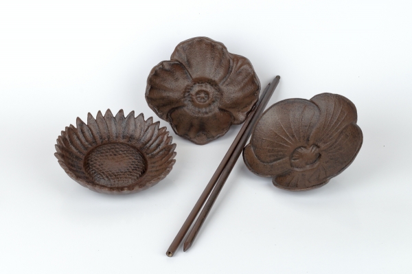 Záhradné pítko pre vtáčiky 75cm