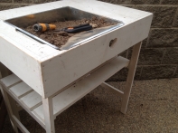 Záhradný stolík 78X86X58cm na presádzanie rastlín