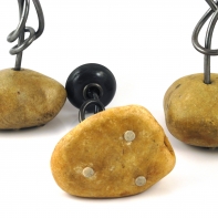 Záhradný svietnik v kameni ručne kovaný 24cm