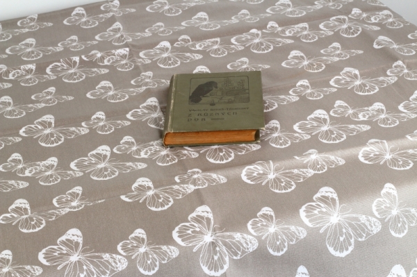 Záhradný obrus umývateľný motýle 170x140cm