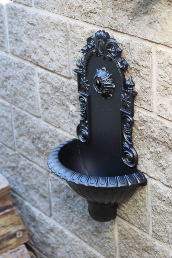 Záhradné umývadlo bez kohútika čierne