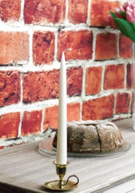 Zámocký svietnik na jednu sviečku mosadz