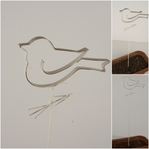 Zápich do kvetináča kovový vtáčik 59cm