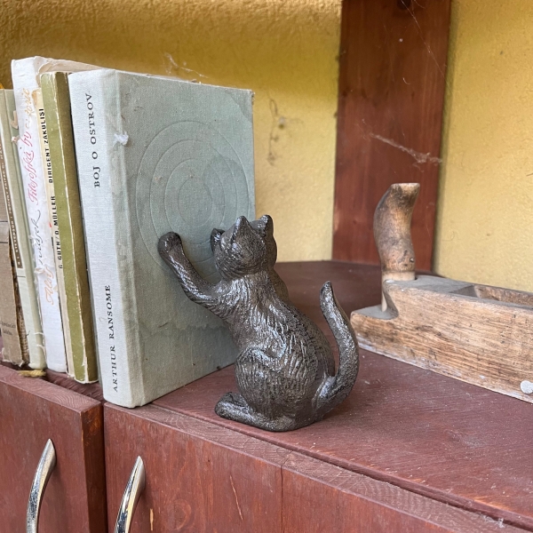 Zarážka na knihy mačky 12x12x6cm