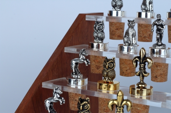 Zátka na víno kôň 7cm 