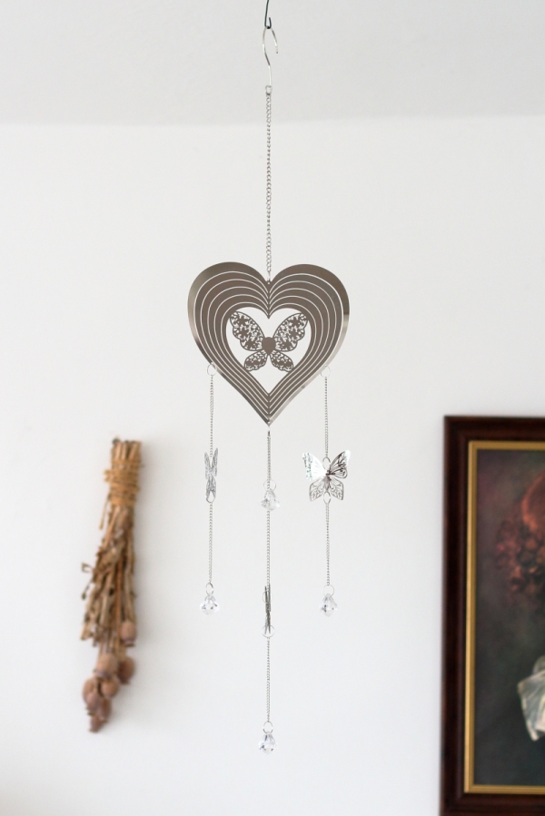 Závesná dekorácia do bytu motýľ 52cm