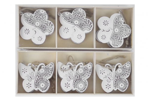 Závesná dekorácia kvetina zdobená