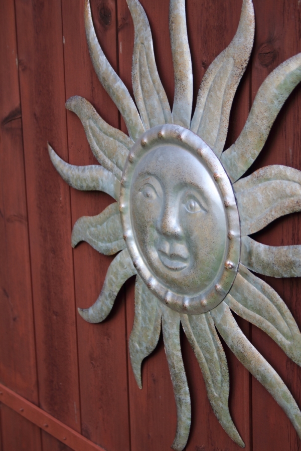 Závesná dekorácia slnko strieborné 56cm