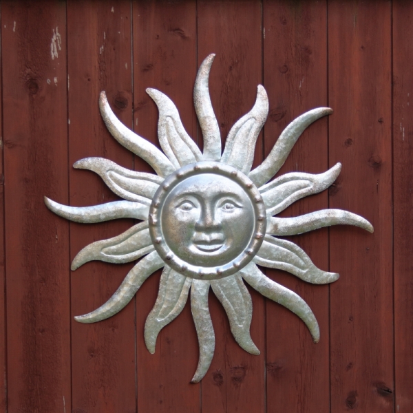 Závesná dekorácia slnko strieborné 56cm