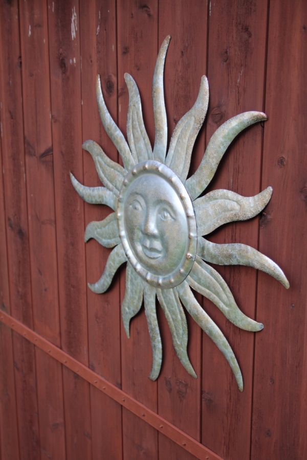 Závesná dekorácia slnko strieborné 56cm