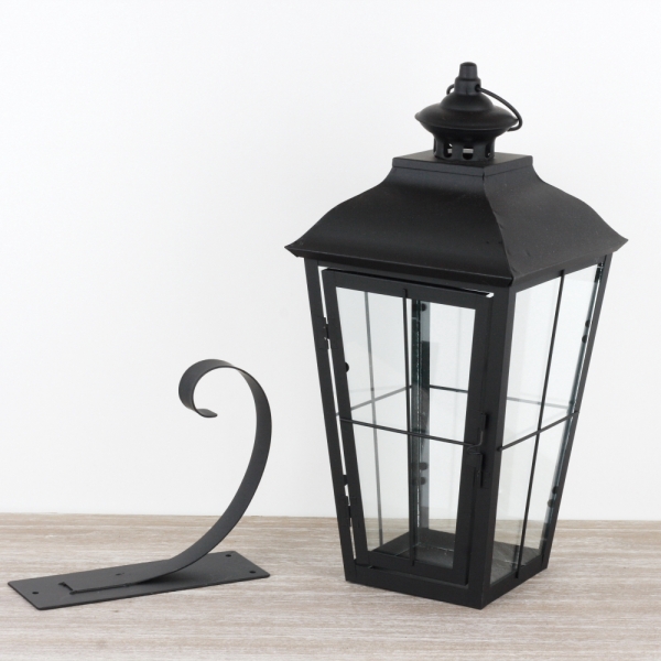 Závesná kovová lampáš čierna 41x20x20cm