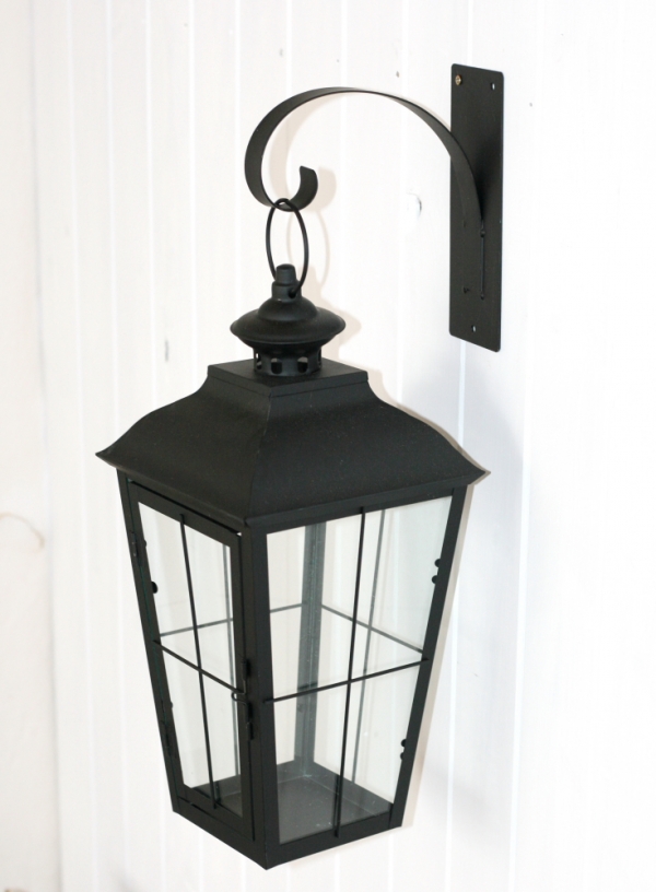 Závesná kovová lampáš čierna 41x20x20cm