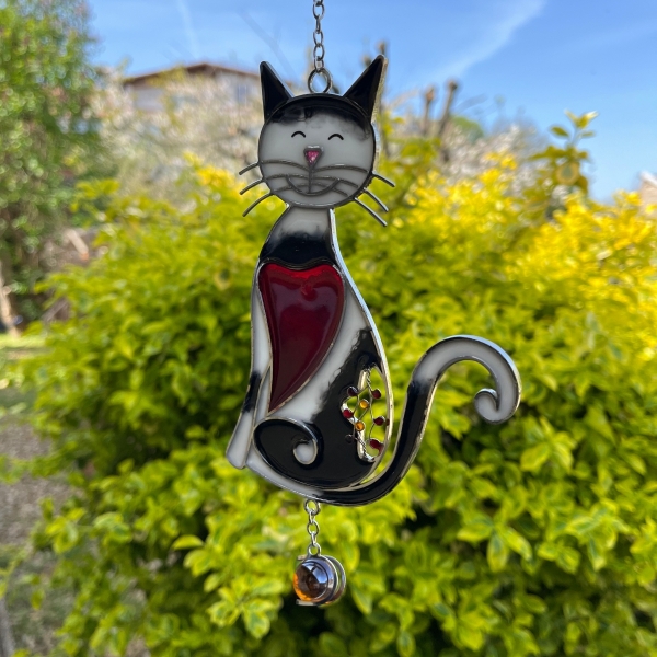 Závesná sklenená dekorácia do okna mačka 30cm