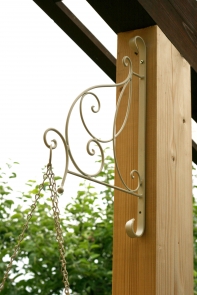 Závesný kvetináč biely kov 75cm