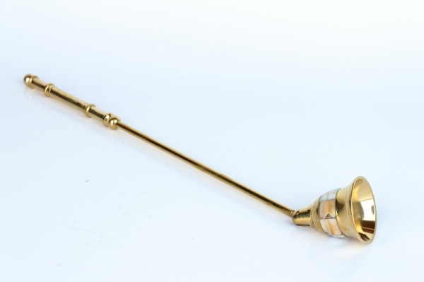 Zhášadlo na sviečku zlaté s perleťou 28cm