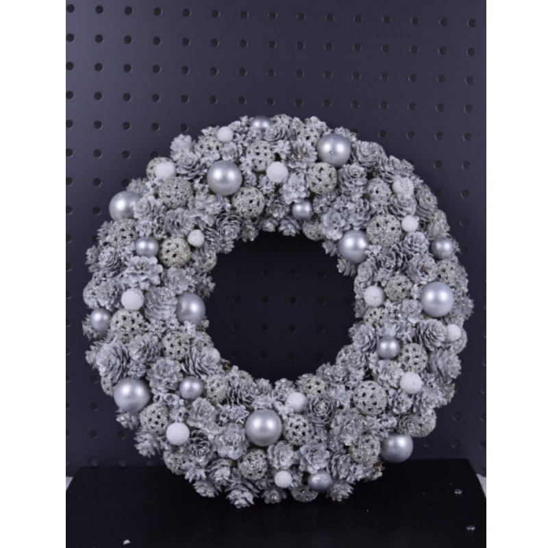 Zimný veniec na dvere 32cm