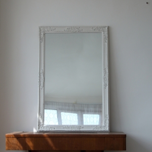 Zrkadlo drevené staro biela 60x90cm