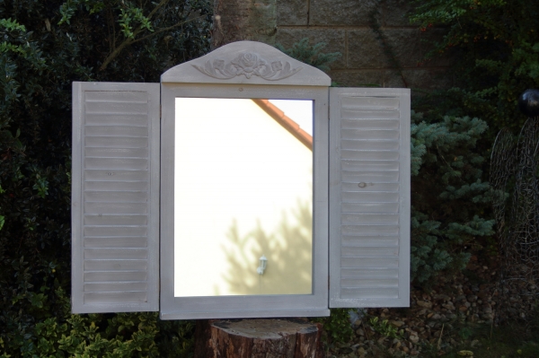 Zrkadlo s okenicami 80x50cm