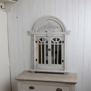 Zrkadlo s okenicami šedej 88x63cm