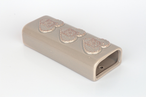 Zvlhčovač vzduchu na radiátor srdce hnedý 6,9x17x4cm