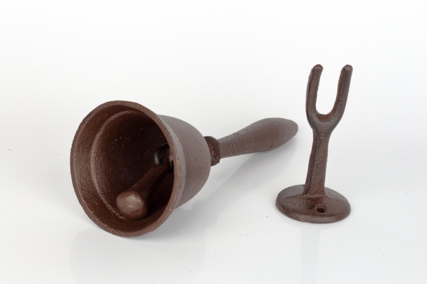 Zvonček na stenu liatina 23cm